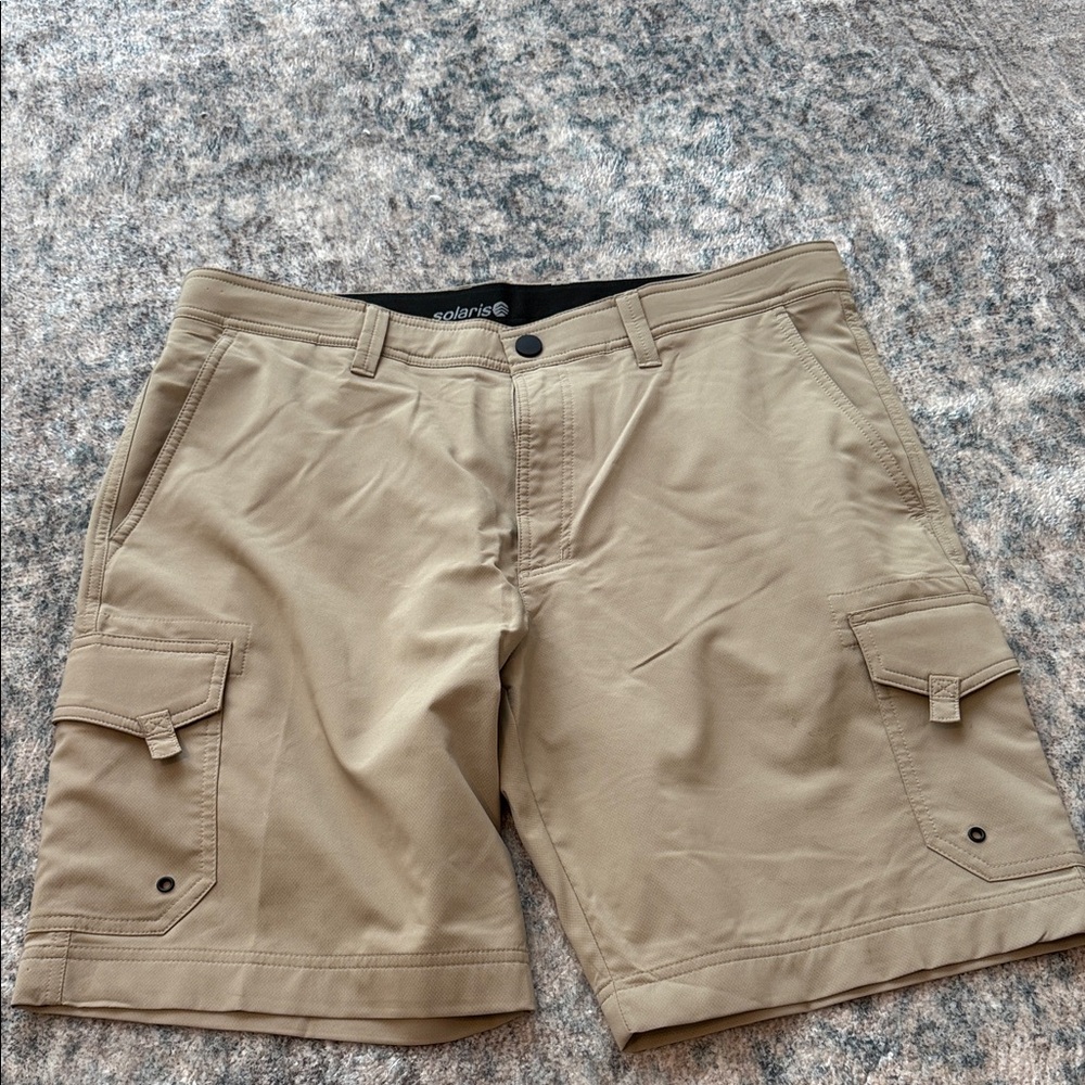 Solaris Khaki Men's Cargo Shorts
